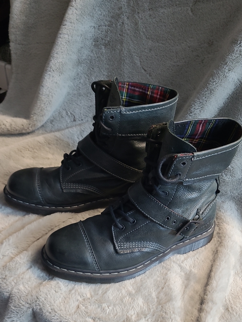 Dr. Martens 12153 Mid Calf Biker Style Leather Boots Mens 12 - Picture 6 of 10